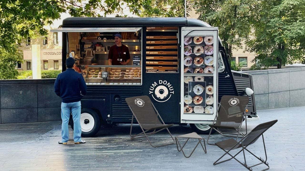 Transats personnalisés publicitaires pour cafés, hôtels, restaurants I LAFUMA MOBILIER